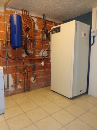 Rénovation - Pompe à chaleur Air Eau -ARKTEOS ZURAN 100V ECS 2 interieur